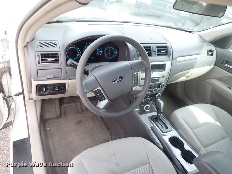 image for item DJ5553 2010 Ford Fusion