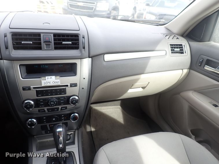image for item DJ5553 2010 Ford Fusion