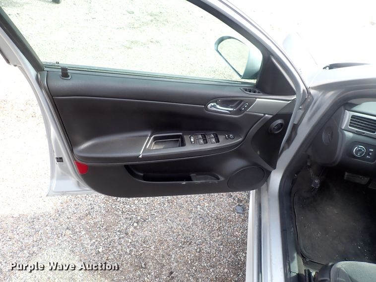 image for item DJ5555 2013 Chevrolet Impala Police Cruiser