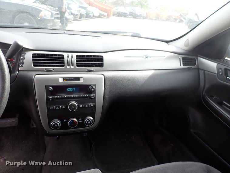 image for item DJ5555 2013 Chevrolet Impala Police Cruiser