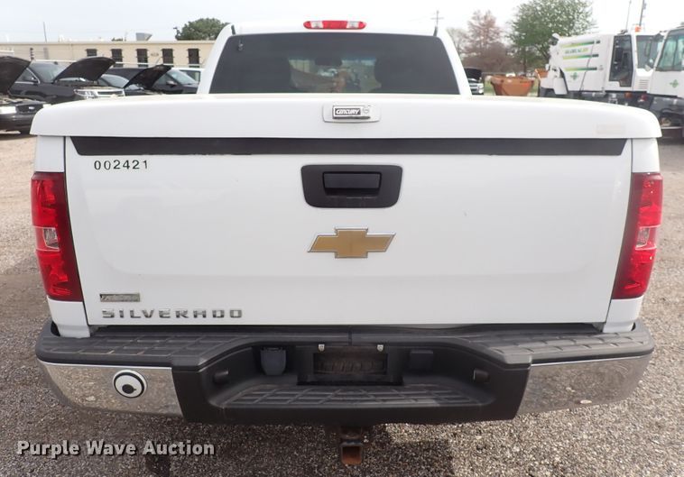 image for item DJ5558 2011 Chevrolet Silverado 1500  Ext. Cab pickup truck