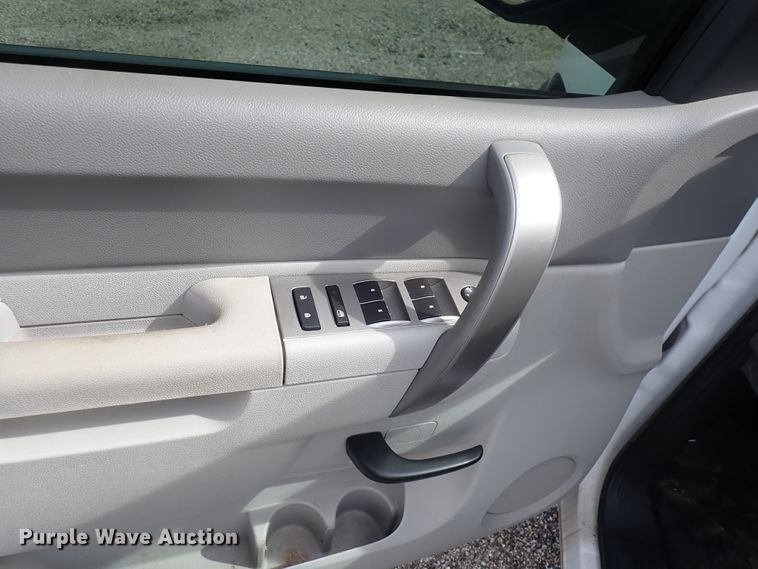 image for item DJ5558 2011 Chevrolet Silverado 1500  Ext. Cab pickup truck