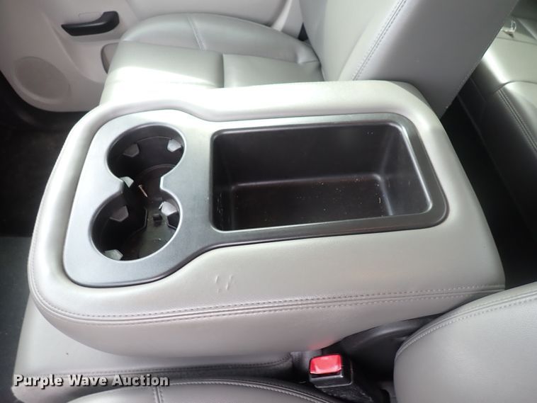 image for item DJ5558 2011 Chevrolet Silverado 1500  Ext. Cab pickup truck