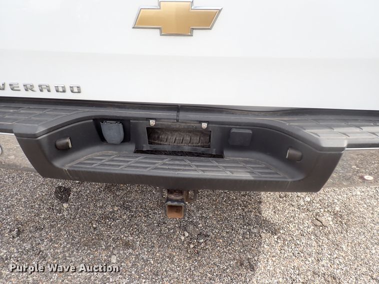 image for item DJ5558 2011 Chevrolet Silverado 1500  Ext. Cab pickup truck