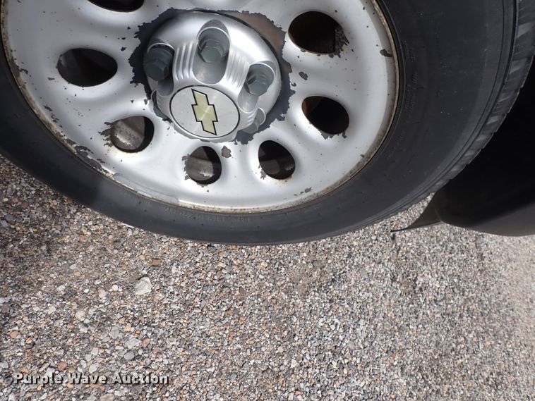 image for item DJ5558 2011 Chevrolet Silverado 1500  Ext. Cab pickup truck