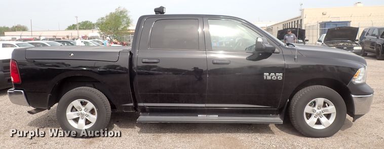 image for item DJ5559 2014 Dodge Ram 1500  Crew Cab pickup truck