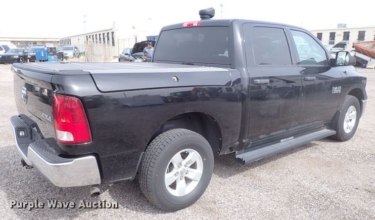 image for item DJ5559 2014 Dodge Ram 1500  Crew Cab pickup truck