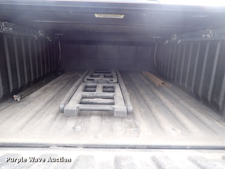 image for item DJ5559 2014 Dodge Ram 1500  Crew Cab pickup truck