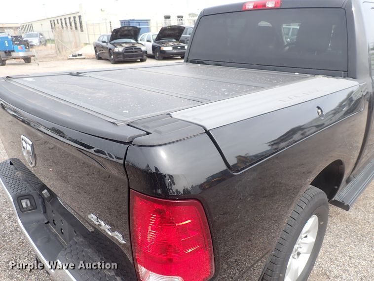 image for item DJ5559 2014 Dodge Ram 1500  Crew Cab pickup truck