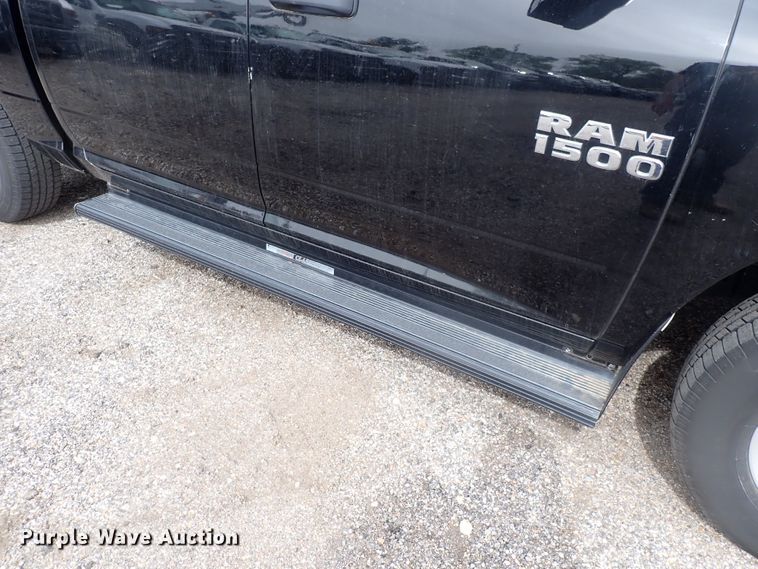 image for item DJ5559 2014 Dodge Ram 1500  Crew Cab pickup truck