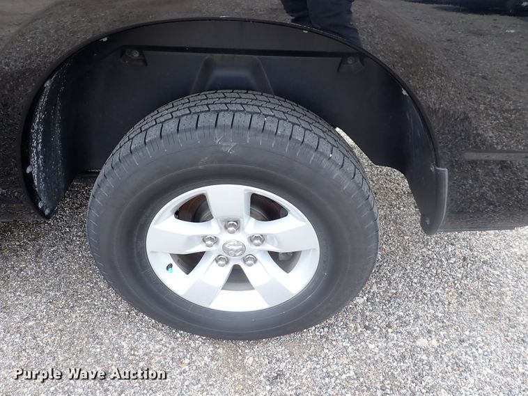 image for item DJ5559 2014 Dodge Ram 1500  Crew Cab pickup truck