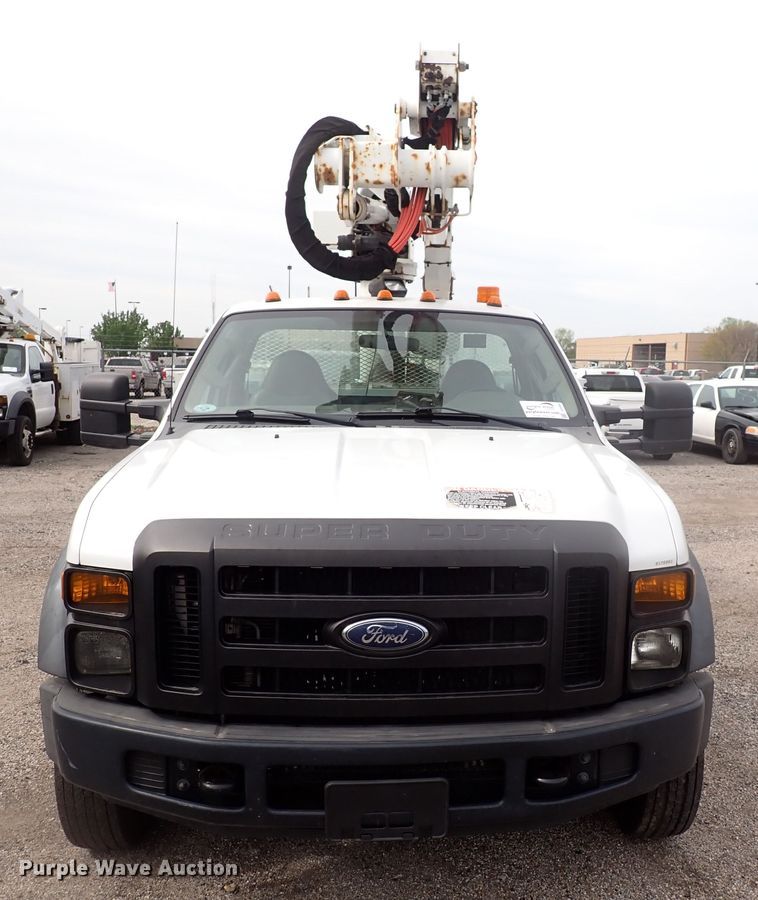 image for item DJ5560 2008 Ford F550 Super Duty  bucket truck
