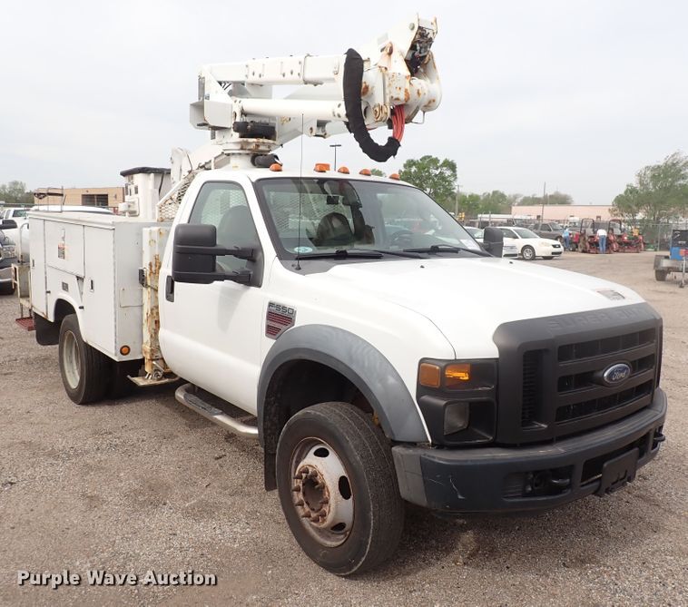 image for item DJ5560 2008 Ford F550 Super Duty  bucket truck
