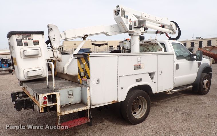 image for item DJ5560 2008 Ford F550 Super Duty  bucket truck