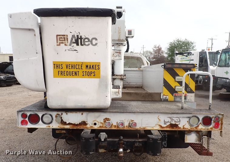 image for item DJ5560 2008 Ford F550 Super Duty  bucket truck