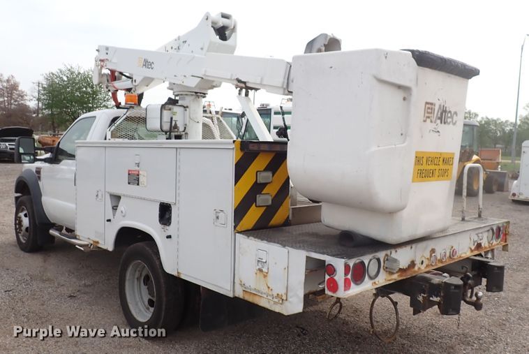 image for item DJ5560 2008 Ford F550 Super Duty  bucket truck