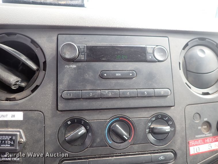 image for item DJ5560 2008 Ford F550 Super Duty  bucket truck