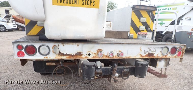 image for item DJ5560 2008 Ford F550 Super Duty  bucket truck