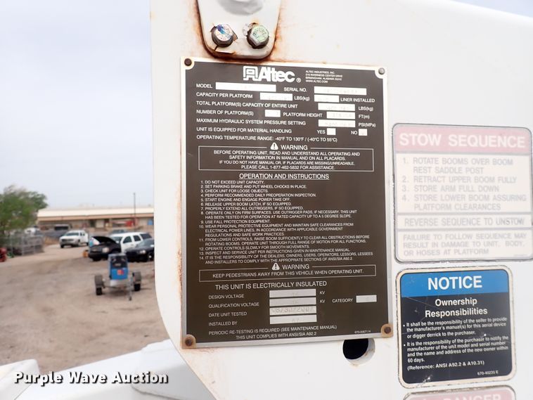 image for item DJ5560 2008 Ford F550 Super Duty  bucket truck