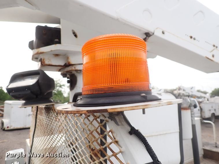 image for item DJ5560 2008 Ford F550 Super Duty  bucket truck