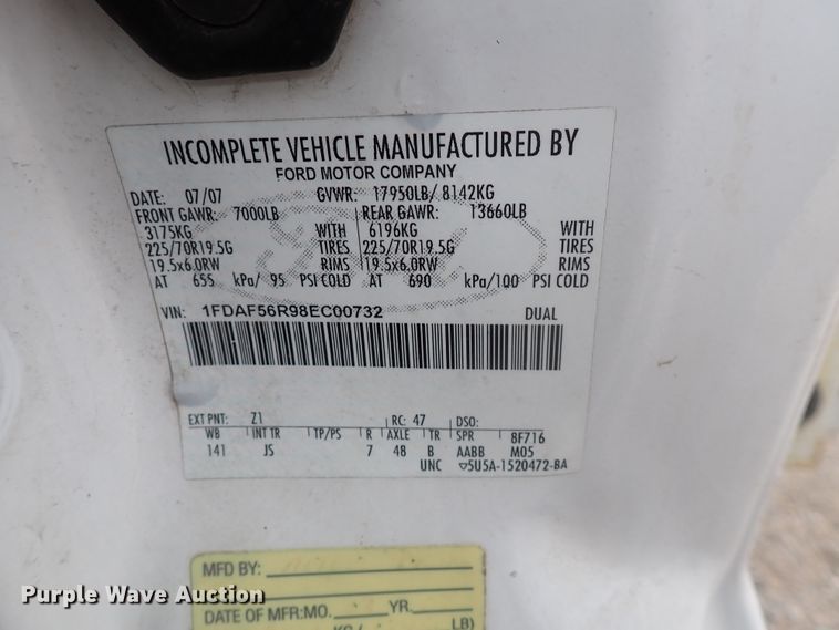 image for item DJ5560 2008 Ford F550 Super Duty  bucket truck