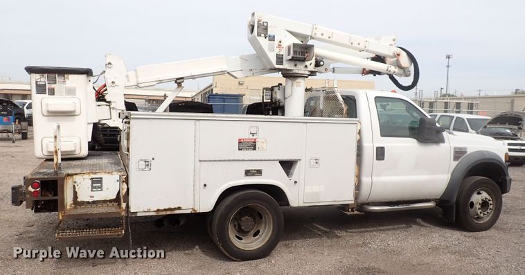 image for item DJ5561 2008 Ford F550 Super Duty  bucket truck