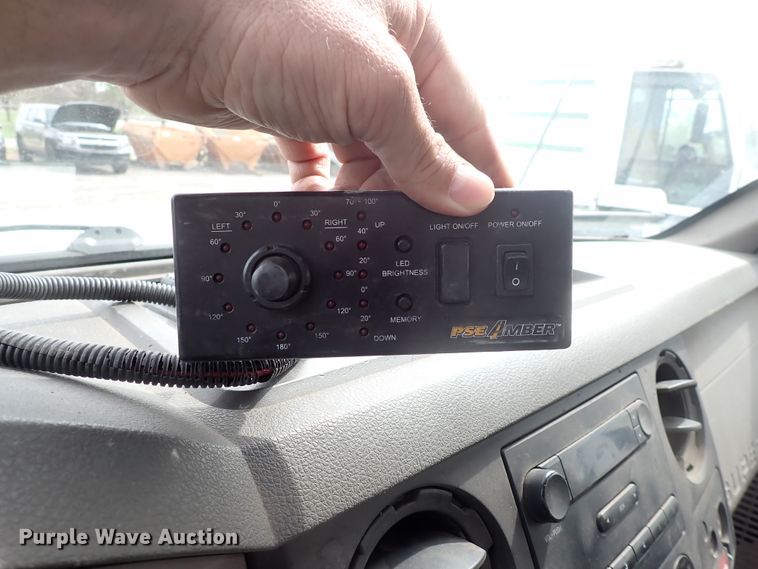 image for item DJ5561 2008 Ford F550 Super Duty  bucket truck