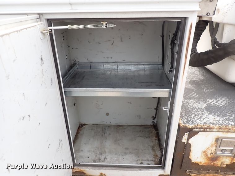 image for item DJ5561 2008 Ford F550 Super Duty  bucket truck