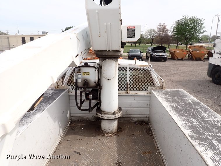 image for item DJ5561 2008 Ford F550 Super Duty  bucket truck