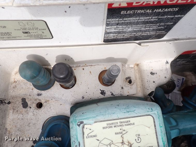 image for item DJ5561 2008 Ford F550 Super Duty  bucket truck