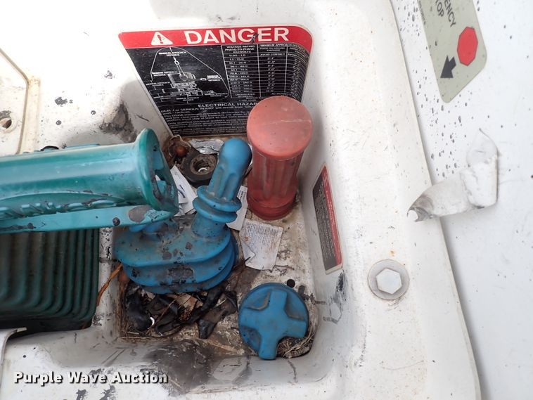 image for item DJ5561 2008 Ford F550 Super Duty  bucket truck