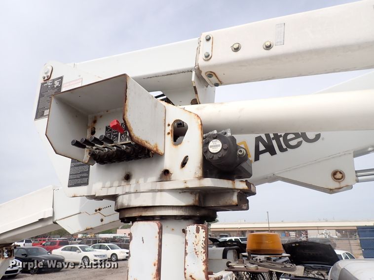 image for item DJ5561 2008 Ford F550 Super Duty  bucket truck