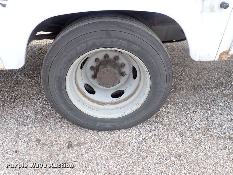 image for item DJ5561 2008 Ford F550 Super Duty  bucket truck