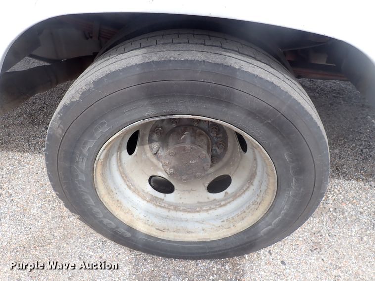 image for item DJ5561 2008 Ford F550 Super Duty  bucket truck