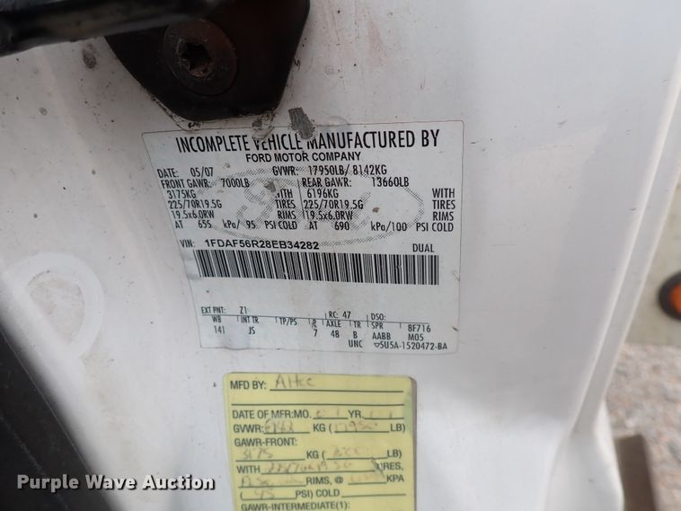 image for item DJ5561 2008 Ford F550 Super Duty  bucket truck