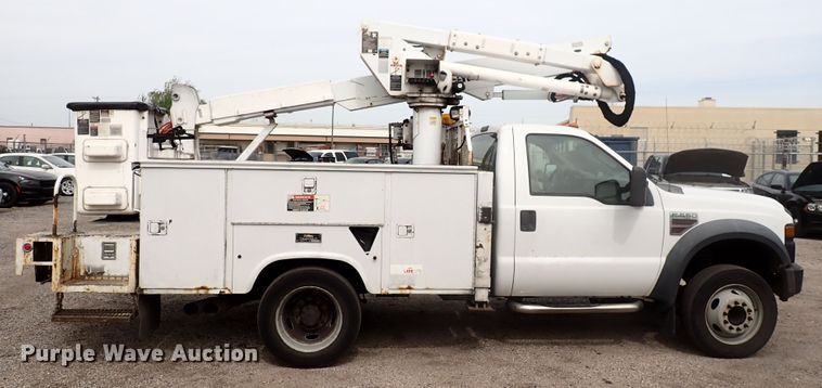 image for item DJ5562 2008 Ford F550 Super Duty  bucket truck