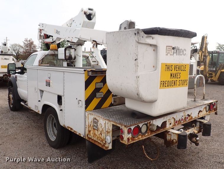 image for item DJ5562 2008 Ford F550 Super Duty  bucket truck