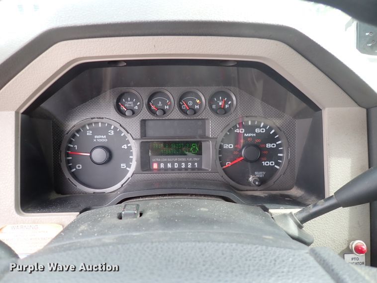 image for item DJ5562 2008 Ford F550 Super Duty  bucket truck