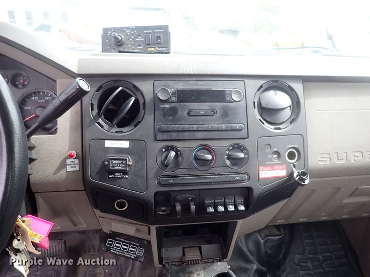 image for item DJ5562 2008 Ford F550 Super Duty  bucket truck