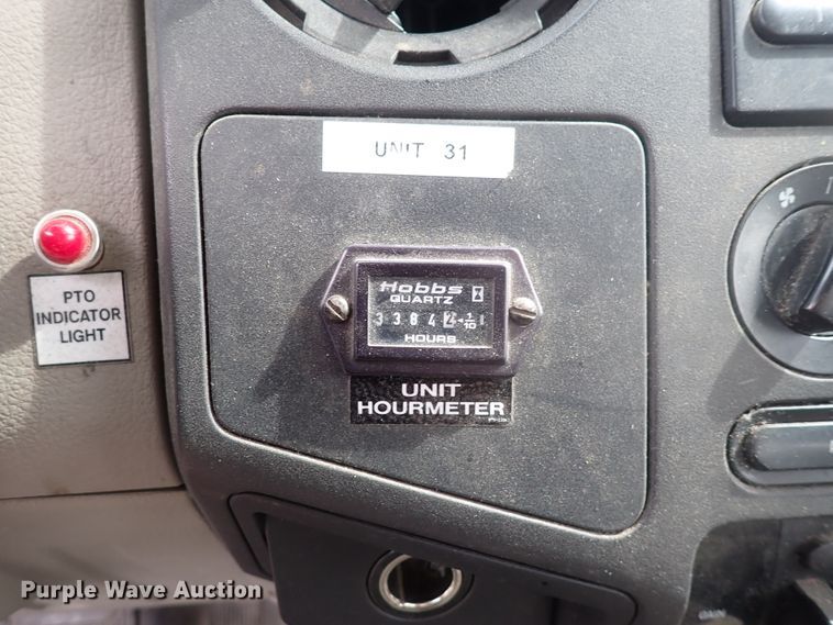 image for item DJ5562 2008 Ford F550 Super Duty  bucket truck