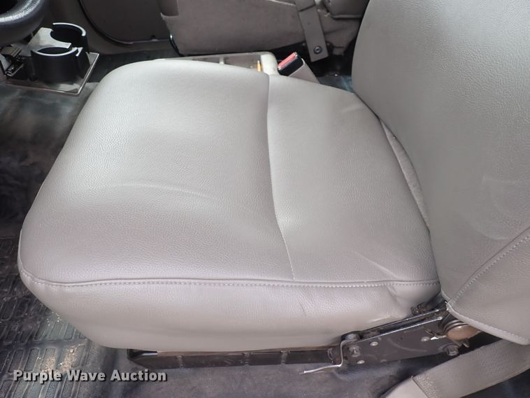 image for item DJ5562 2008 Ford F550 Super Duty  bucket truck