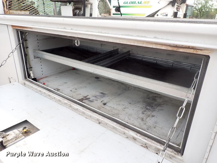 image for item DJ5562 2008 Ford F550 Super Duty  bucket truck