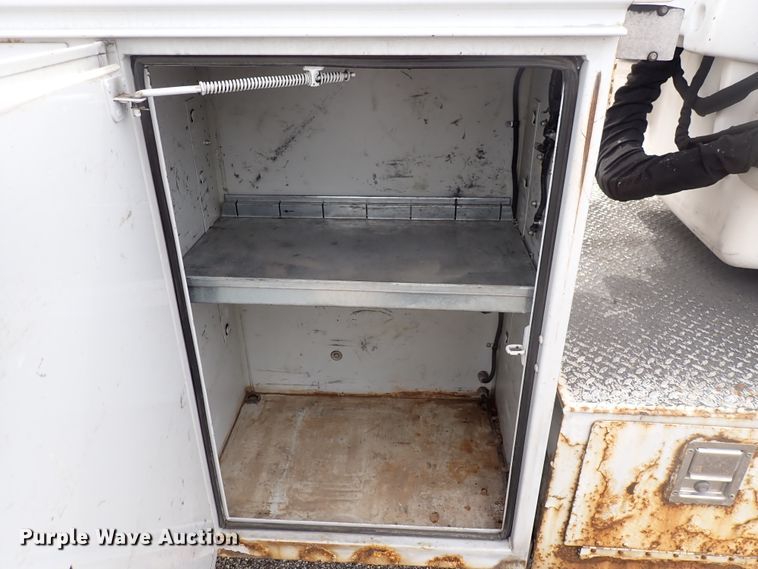 image for item DJ5562 2008 Ford F550 Super Duty  bucket truck