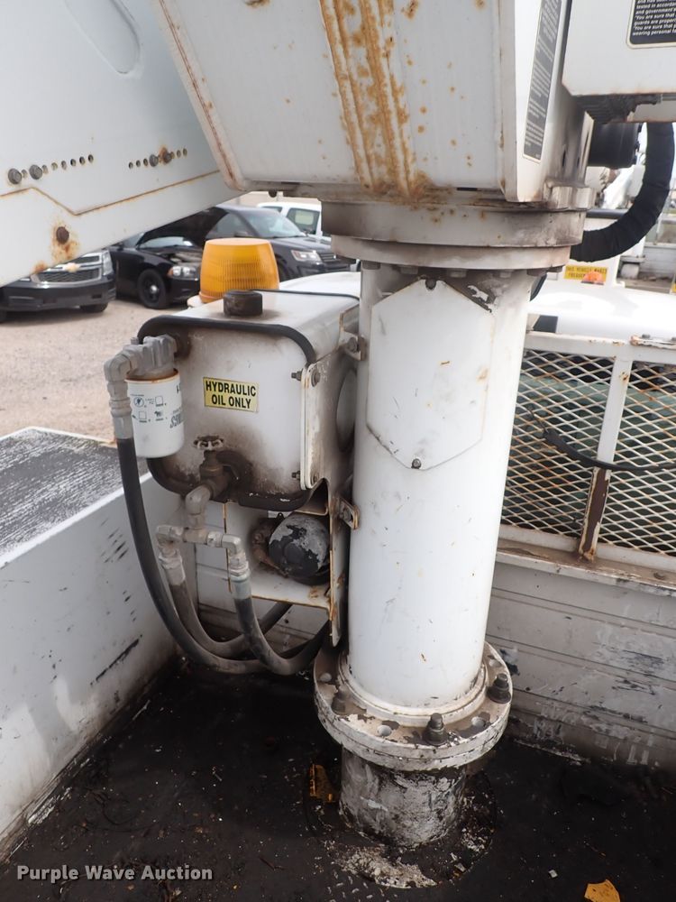 image for item DJ5562 2008 Ford F550 Super Duty  bucket truck