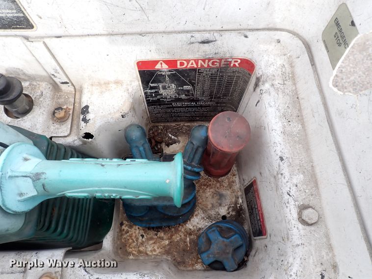 image for item DJ5562 2008 Ford F550 Super Duty  bucket truck