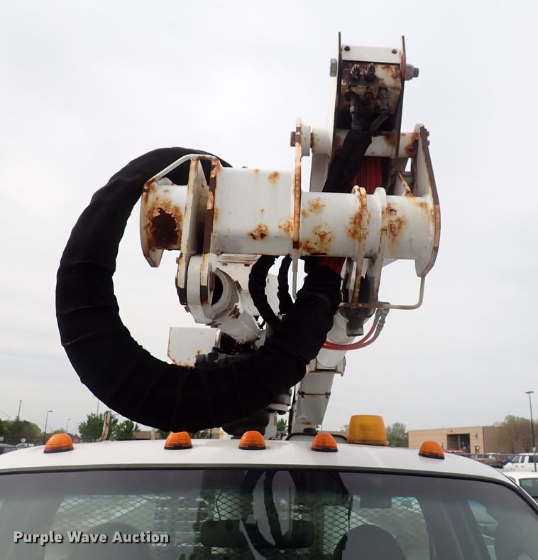 image for item DJ5562 2008 Ford F550 Super Duty  bucket truck