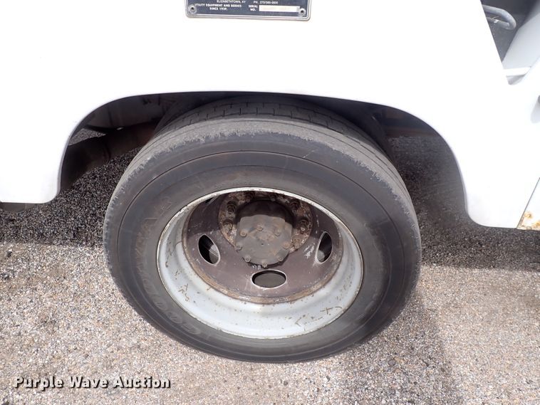 image for item DJ5562 2008 Ford F550 Super Duty  bucket truck