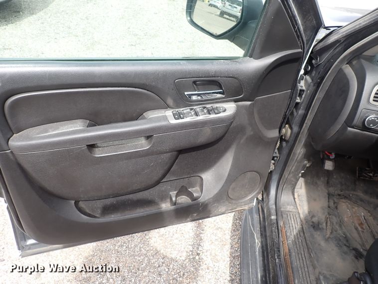 image for item DJ5564 2014 Chevrolet Tahoe Police  SUV