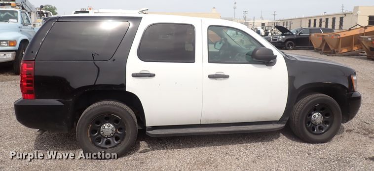 image for item DJ5567 2013 Chevrolet Tahoe Police  SUV