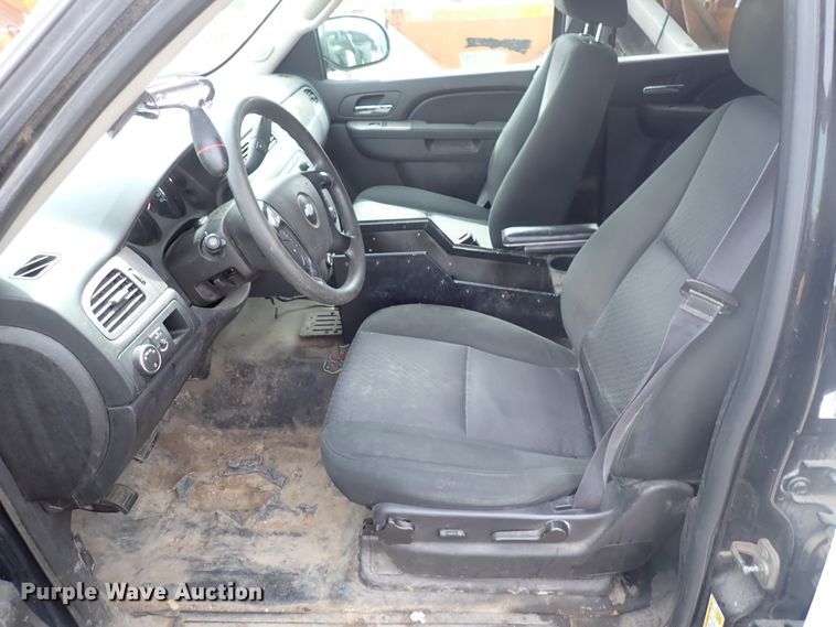 image for item DJ5567 2013 Chevrolet Tahoe Police  SUV